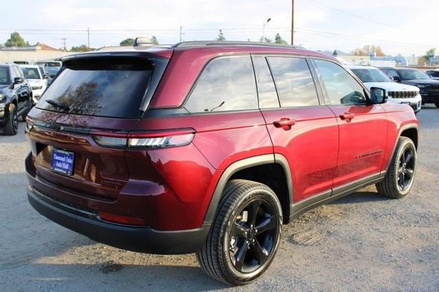 new 2025 Jeep Grand Cherokee car, priced at $47,805