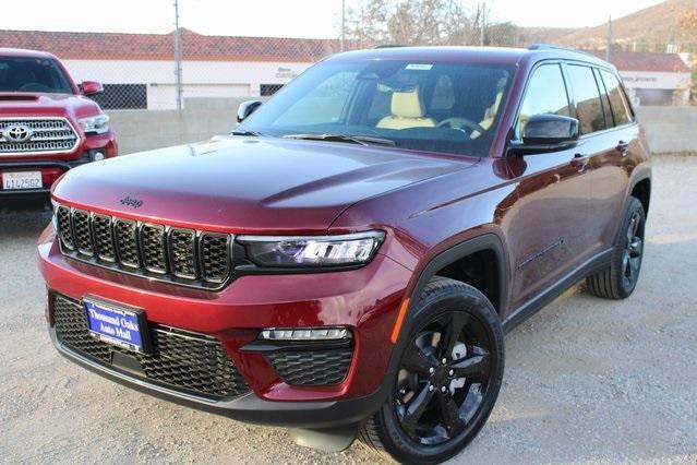 new 2025 Jeep Grand Cherokee car, priced at $47,805