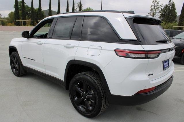 new 2025 Jeep Grand Cherokee car, priced at $40,260