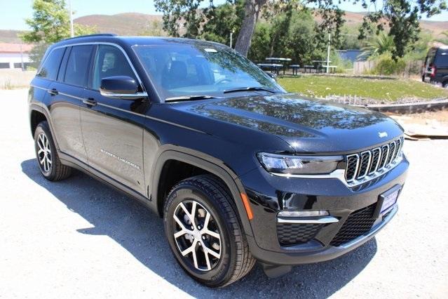 new 2025 Jeep Grand Cherokee car, priced at $41,896