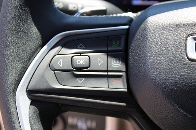 used 2024 Jeep Grand Cherokee car, priced at $36,490