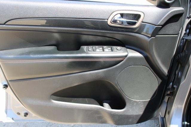 used 2017 Jeep Grand Cherokee car, priced at $13,850