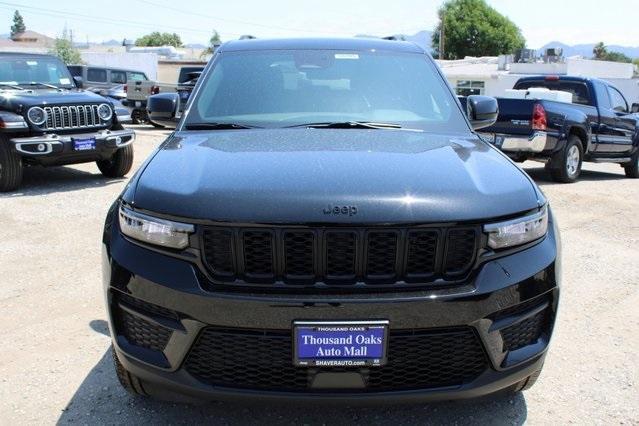 new 2025 Jeep Grand Cherokee car, priced at $42,355