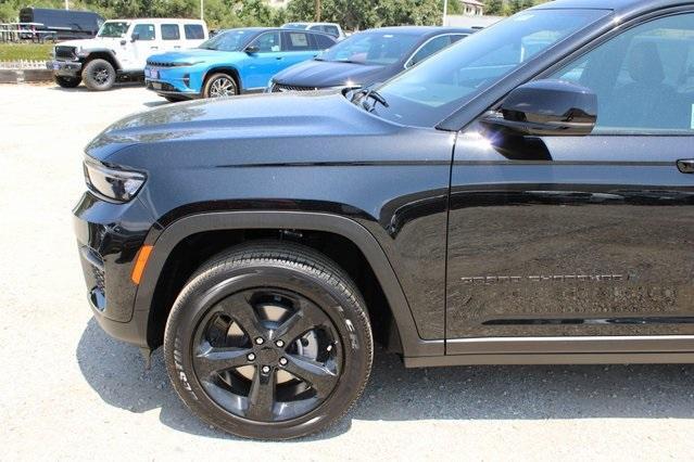 new 2025 Jeep Grand Cherokee car, priced at $42,355
