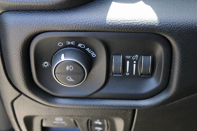 new 2025 Ram 1500 car, priced at $54,681