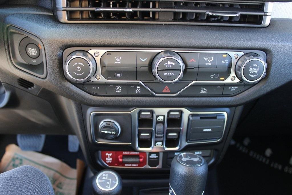 new 2026 Jeep Wrangler car, priced at $44,905