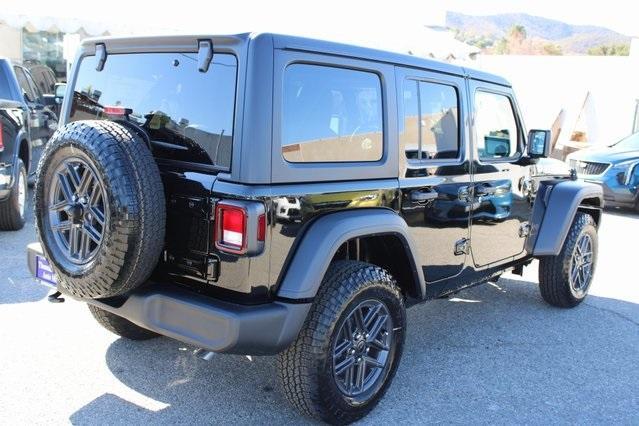 new 2025 Jeep Wrangler car, priced at $42,595