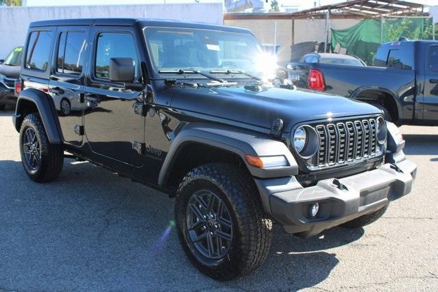 new 2025 Jeep Wrangler car, priced at $42,595