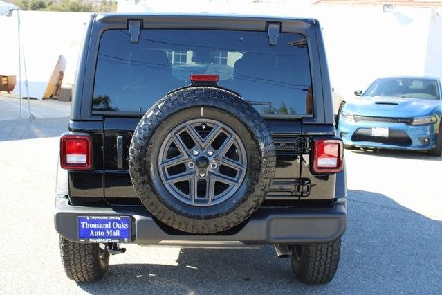 new 2025 Jeep Wrangler car, priced at $42,595