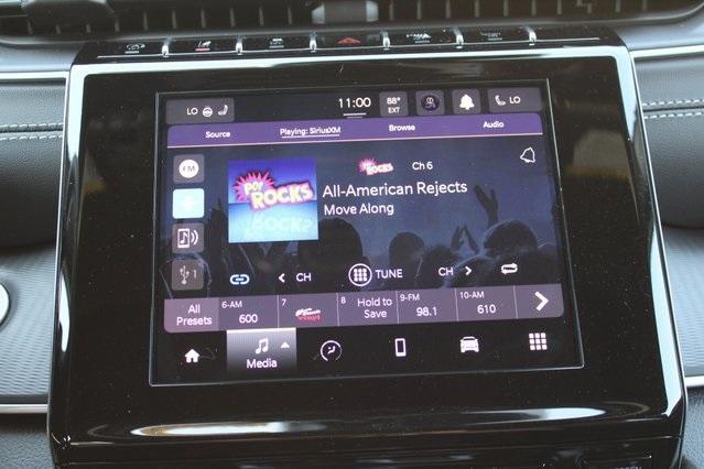 new 2025 Jeep Grand Cherokee car, priced at $40,260