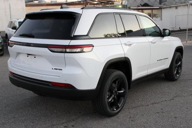 new 2025 Jeep Grand Cherokee car, priced at $41,700