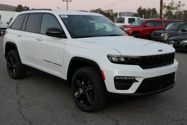 new 2025 Jeep Grand Cherokee car, priced at $41,700