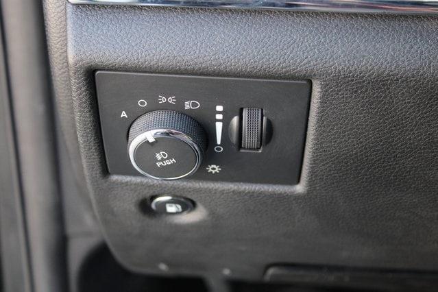 used 2015 Jeep Grand Cherokee car, priced at $12,490