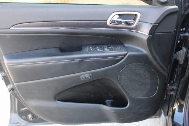 used 2015 Jeep Grand Cherokee car, priced at $12,490