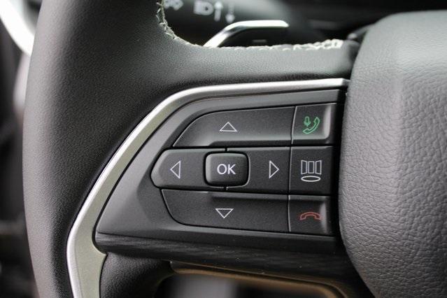 new 2025 Jeep Grand Cherokee car, priced at $40,375