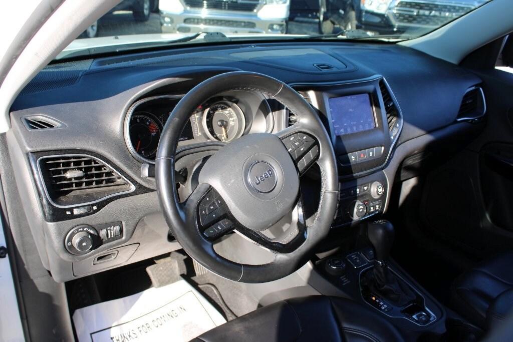 used 2021 Jeep Cherokee car, priced at $17,990