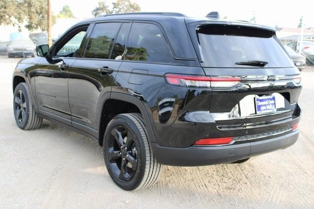 new 2025 Jeep Grand Cherokee car, priced at $36,675