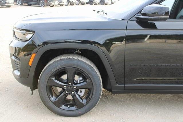 new 2025 Jeep Grand Cherokee car, priced at $36,675