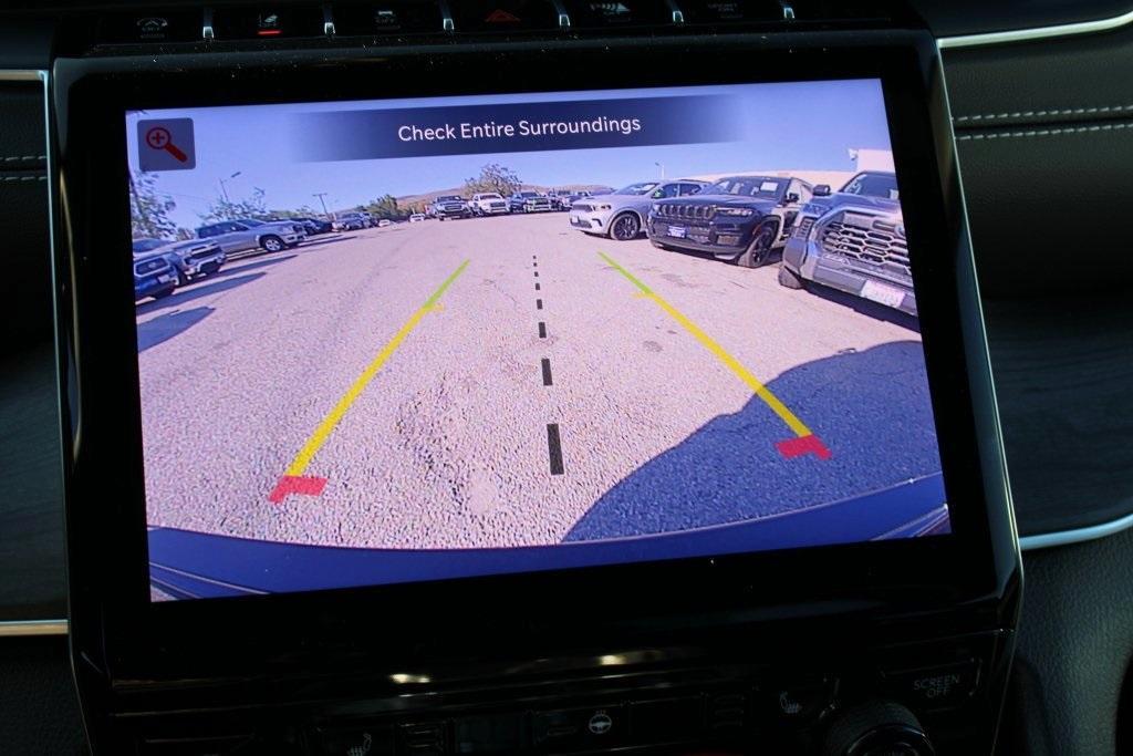 new 2025 Jeep Grand Cherokee car, priced at $39,785