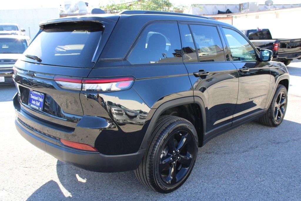 new 2025 Jeep Grand Cherokee car, priced at $41,785