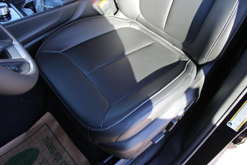 new 2025 Jeep Grand Cherokee car, priced at $41,785