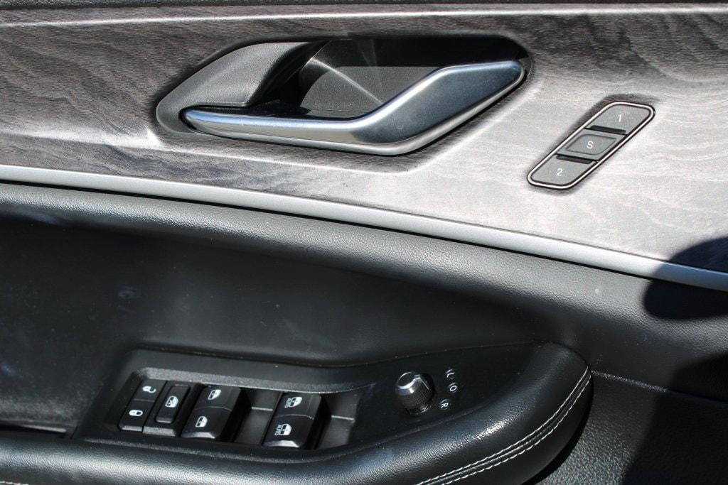 used 2023 Jeep Grand Cherokee L car, priced at $24,990