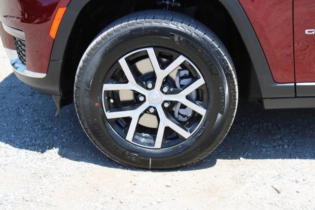 new 2025 Jeep Grand Cherokee L car, priced at $46,610
