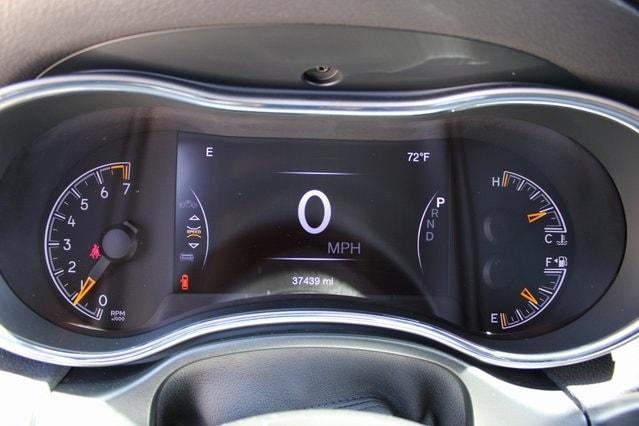 used 2021 Jeep Grand Cherokee car, priced at $24,990