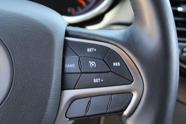 used 2021 Jeep Grand Cherokee car, priced at $24,990