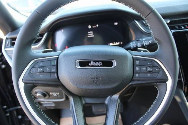 new 2025 Jeep Grand Cherokee car, priced at $32,675