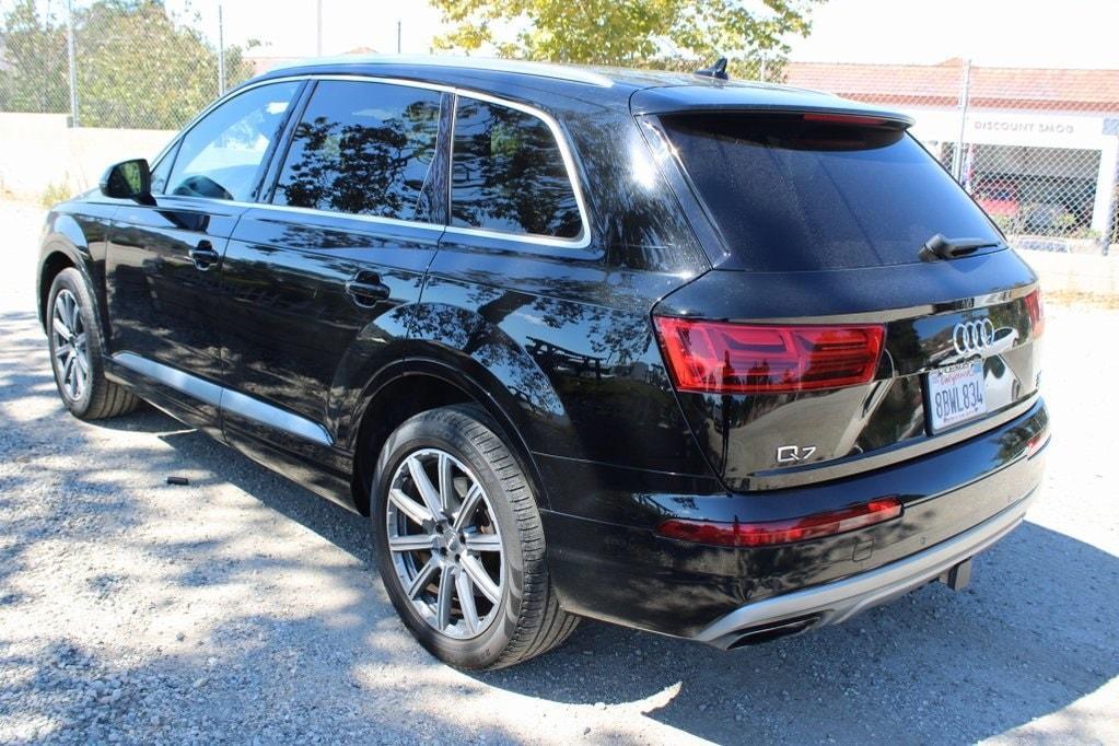 used 2018 Audi Q7 car, priced at $20,390