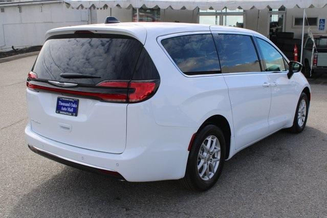 new 2024 Chrysler Pacifica car, priced at $36,500