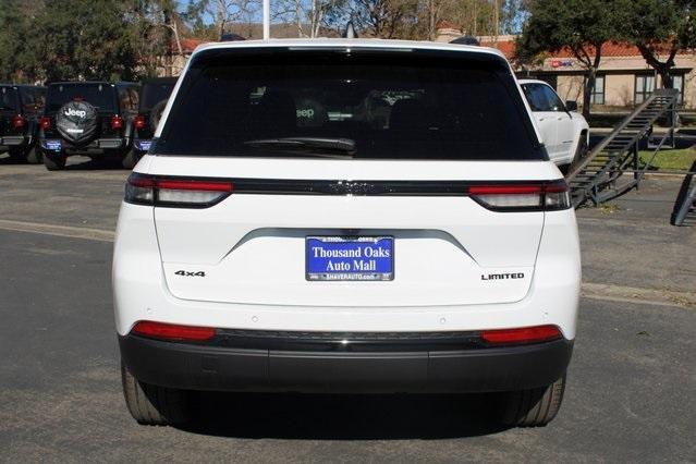 new 2025 Jeep Grand Cherokee car, priced at $47,210