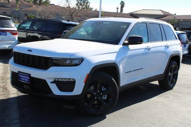 new 2025 Jeep Grand Cherokee car, priced at $47,210