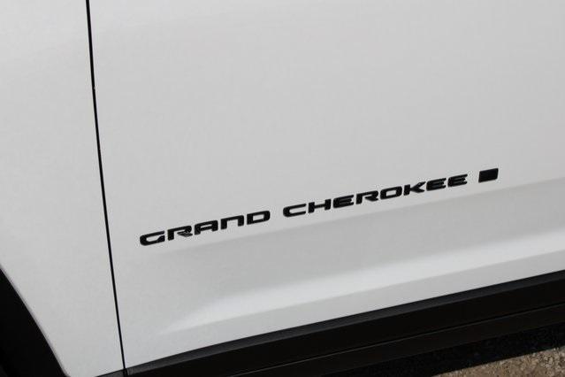 new 2025 Jeep Grand Cherokee car, priced at $41,760