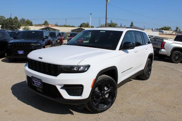 new 2025 Jeep Grand Cherokee car, priced at $41,760