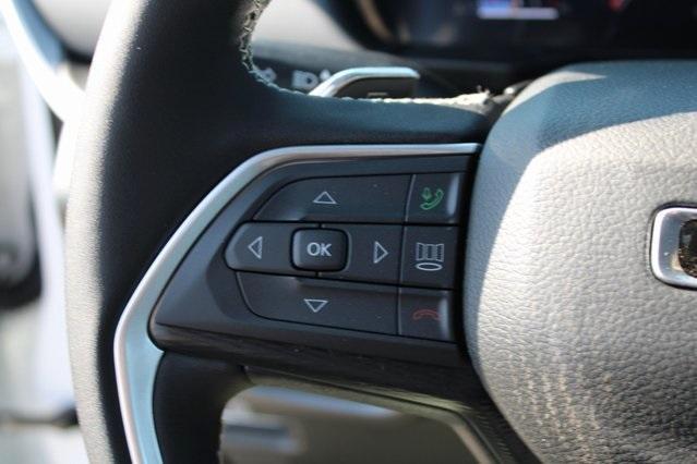 new 2025 Jeep Grand Cherokee car, priced at $41,760