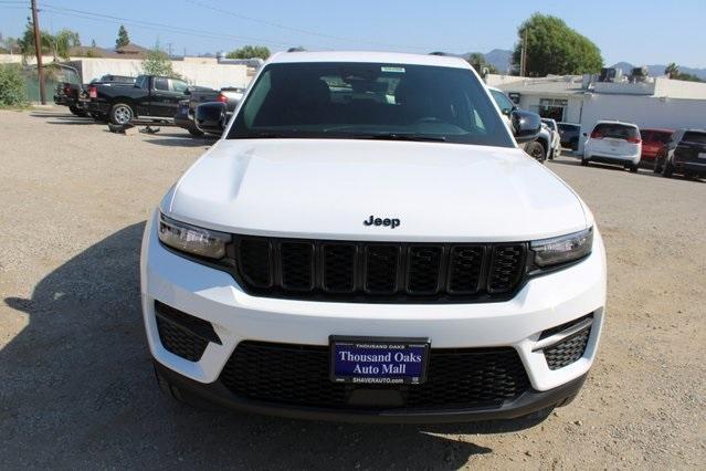 new 2025 Jeep Grand Cherokee car, priced at $41,760