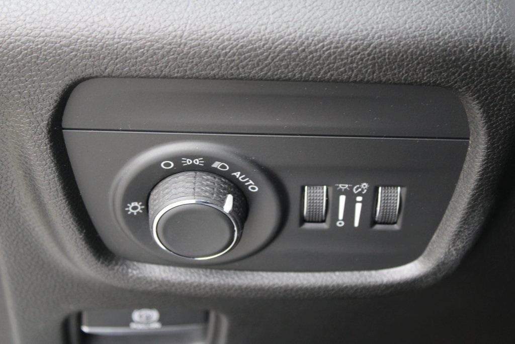 used 2023 Jeep Grand Cherokee L car, priced at $30,790