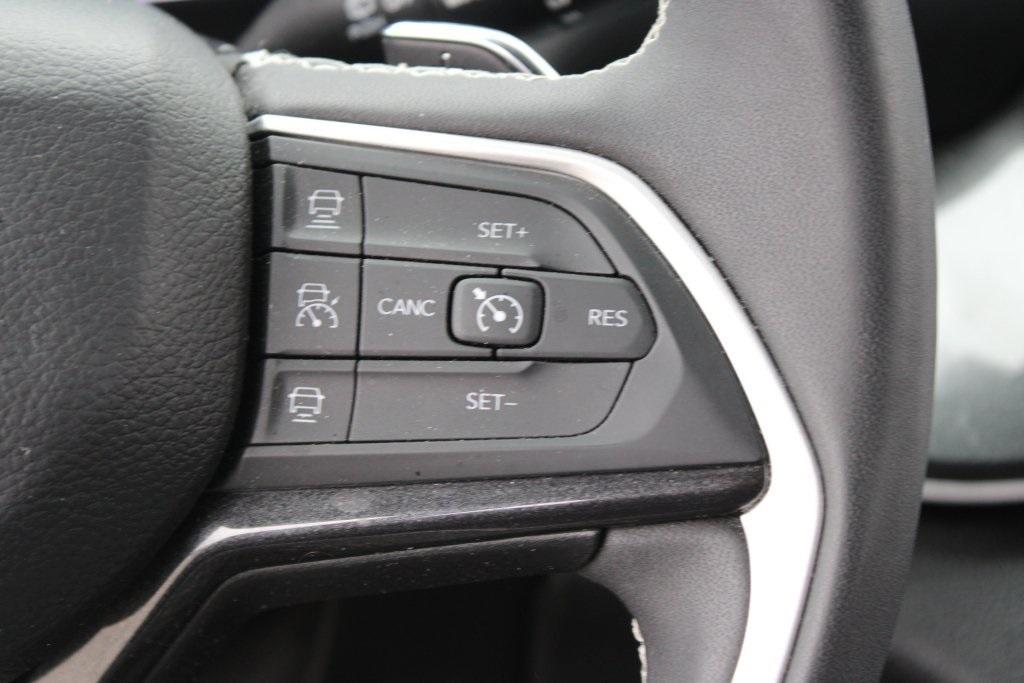 used 2023 Jeep Grand Cherokee L car, priced at $30,790