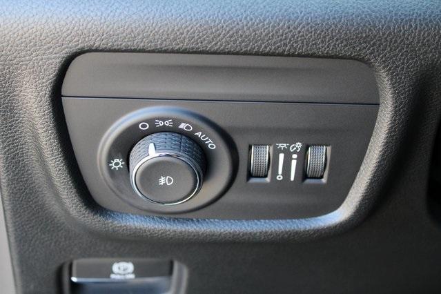 new 2025 Jeep Grand Cherokee L car, priced at $44,100