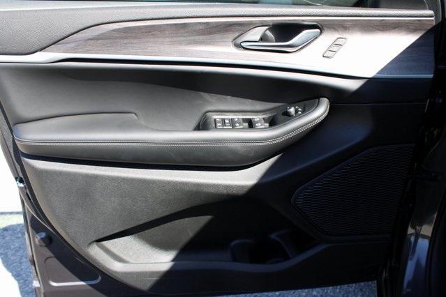 new 2025 Jeep Grand Cherokee L car, priced at $44,100