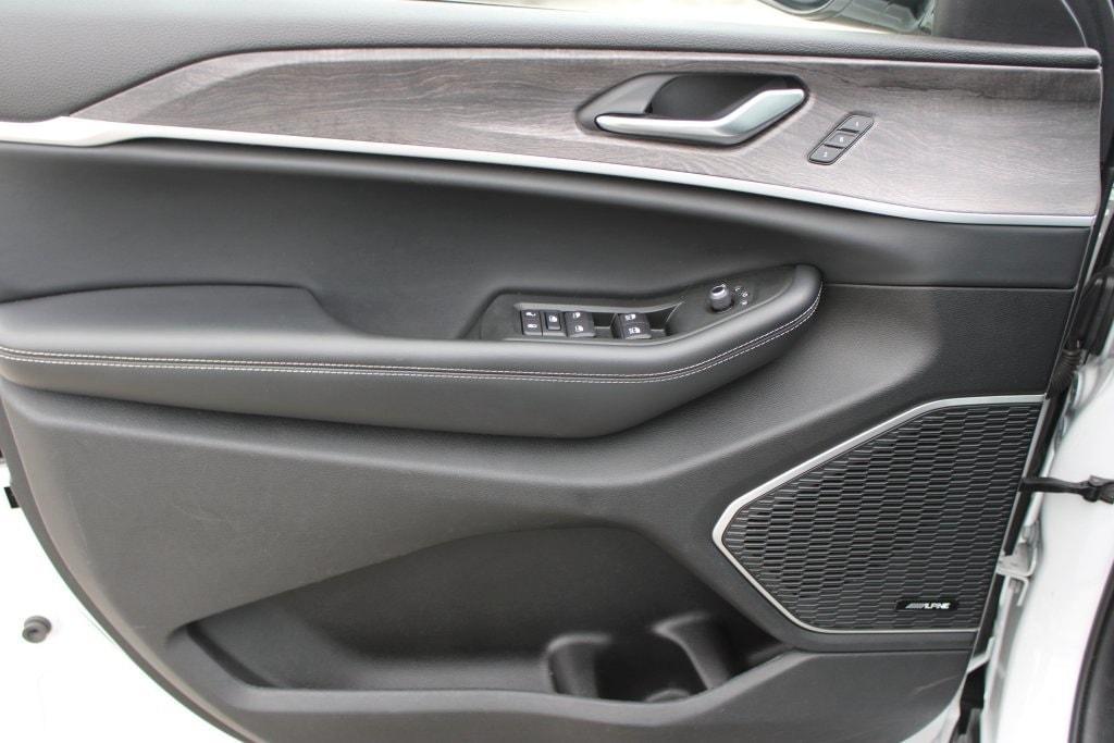 used 2021 Jeep Grand Cherokee L car, priced at $24,450