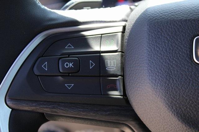 new 2025 Jeep Grand Cherokee car, priced at $39,232