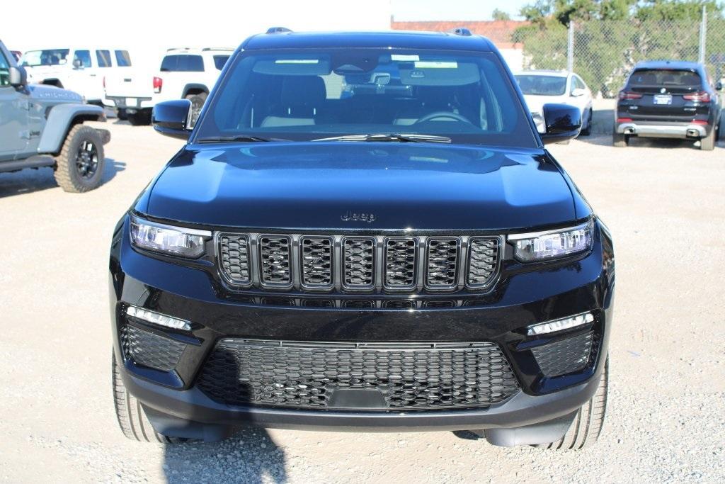 new 2025 Jeep Grand Cherokee car, priced at $42,485