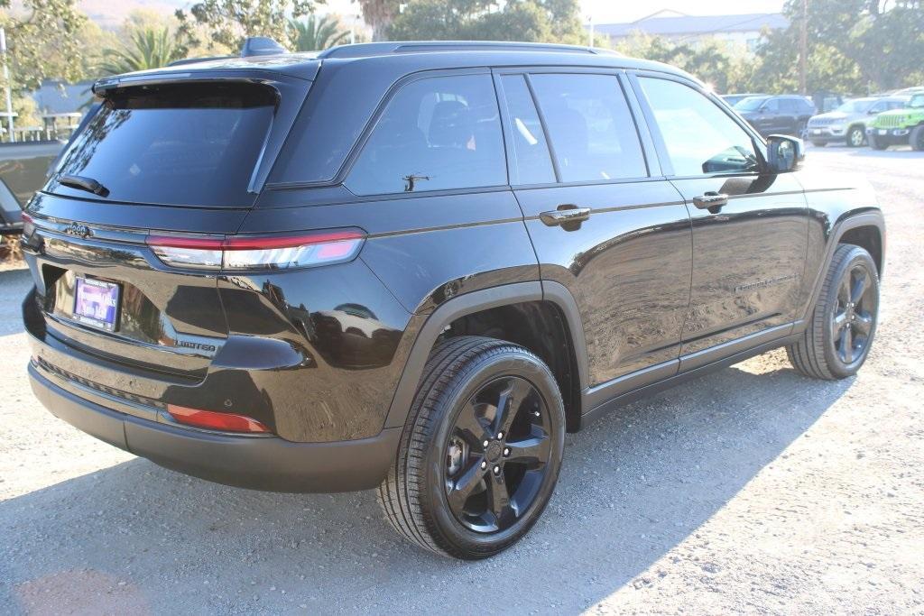 new 2025 Jeep Grand Cherokee car, priced at $42,485