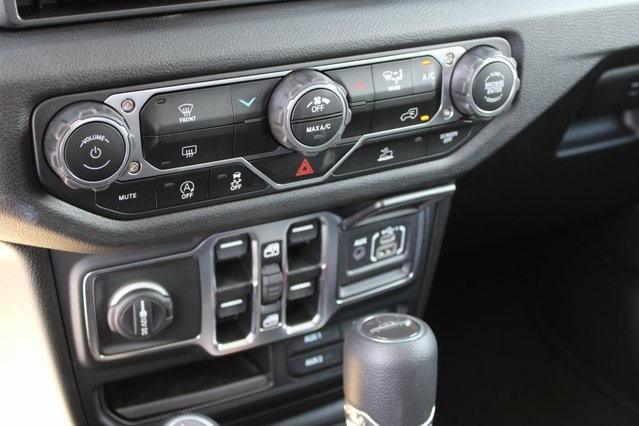 new 2025 Jeep Gladiator car, priced at $40,735