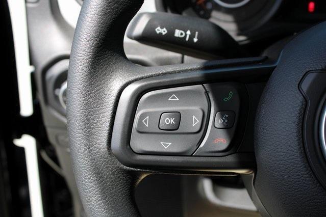 new 2025 Jeep Gladiator car, priced at $40,735