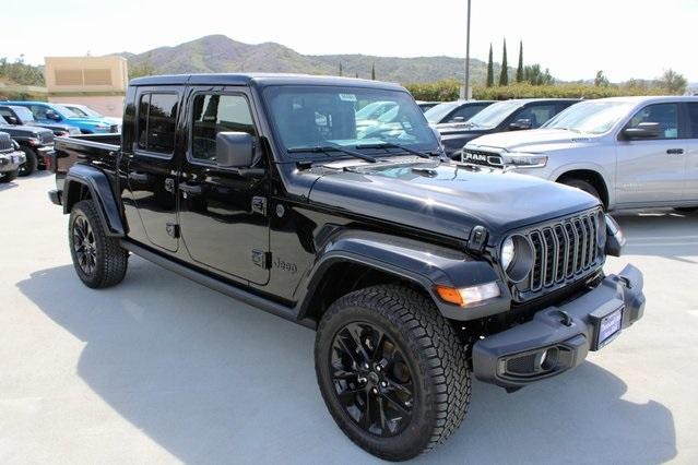 new 2025 Jeep Gladiator car, priced at $40,735