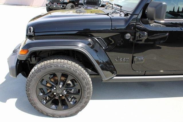 new 2025 Jeep Gladiator car, priced at $40,735